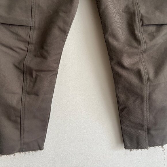 $995 - SONG FOR THE MUTE - 20.2 DJEBEL - Taupe Kick Crop Cargo Pant - EU46 US 29 - Picture 4 of 15